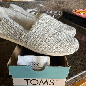 Women’s TOM shoes